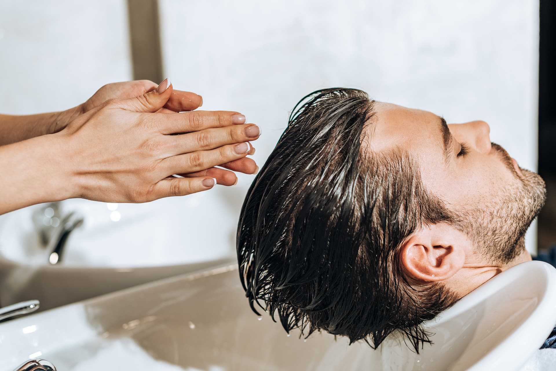 Tratamientos para el cabello de hombres en A Coruña